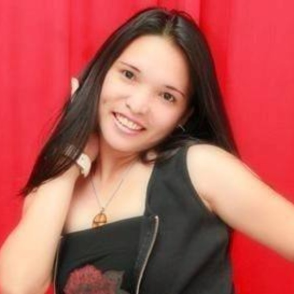 Meet your Posher, Amy - Picture 1 of 1